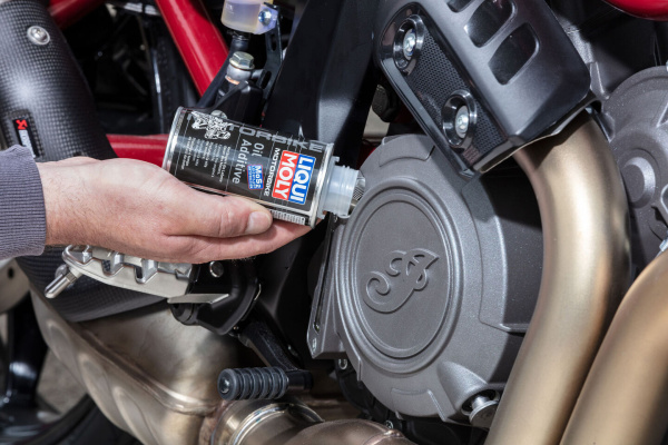 1580 Anwendung Motorbike Oil Additive Motoröladditiv 1