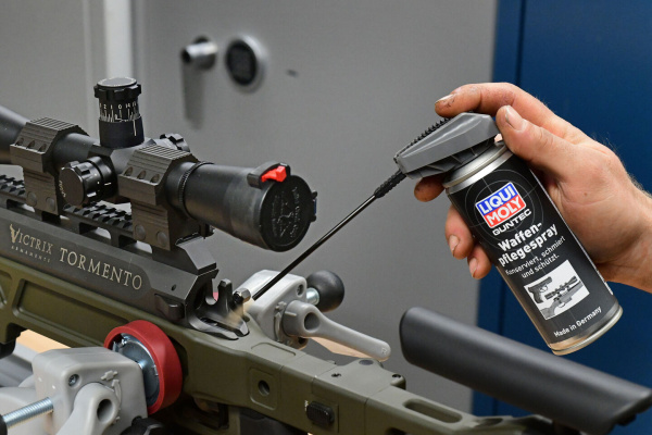 4390_Waffenpflegespray_Gun_Care Spray_01